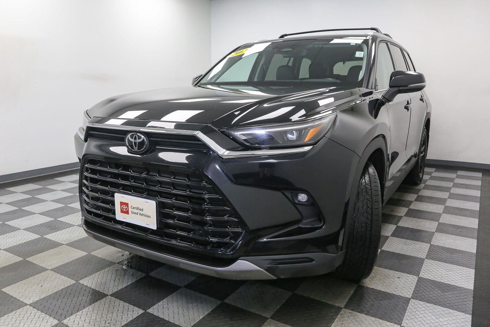 Used 2024 Midnight Black Metallic Toyota Limited image 5