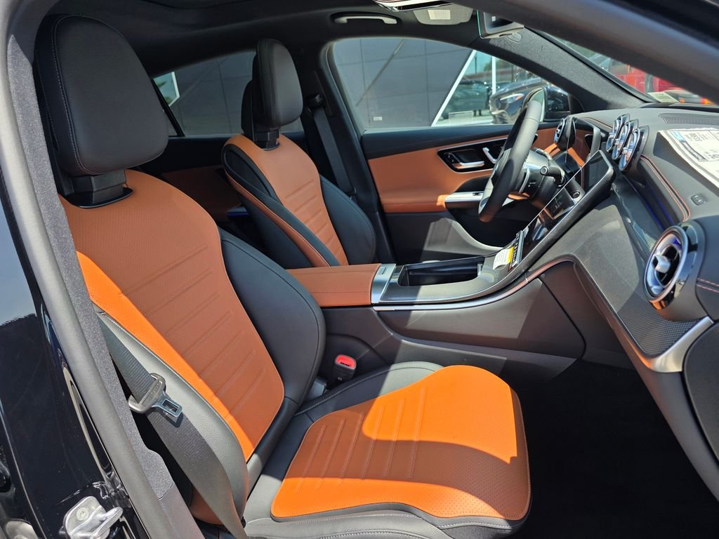 New 2027 Black Mercedes-Benz GLC 300 image 19