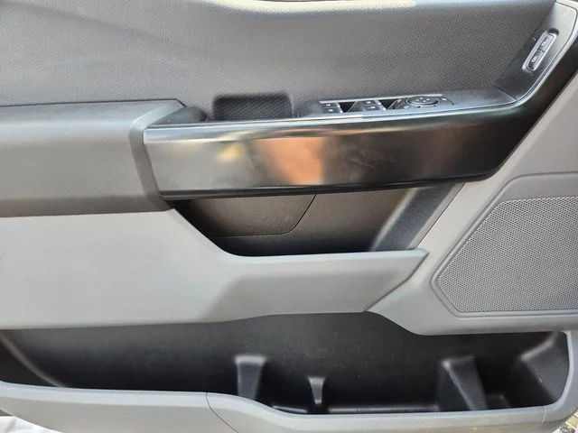 Used 2021 White Ford XL image 38