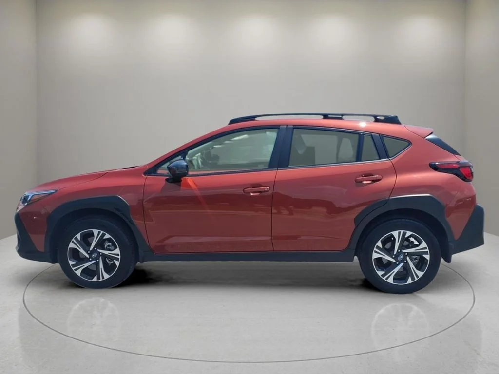 Used 2025 Beige Subaru Premium image 5