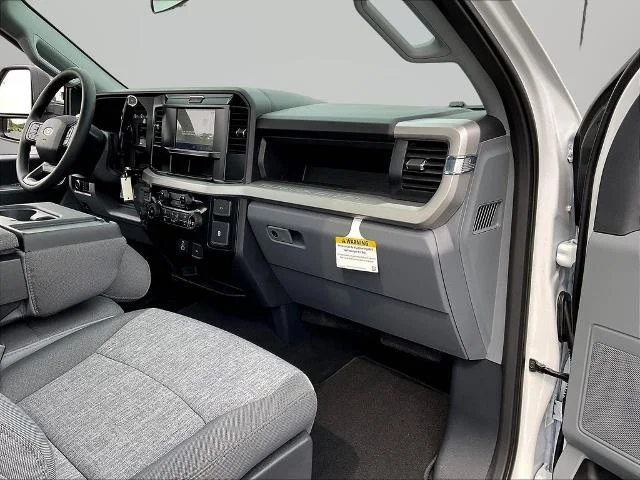 New 2026 Oxford White Ford F-250® XL image 59