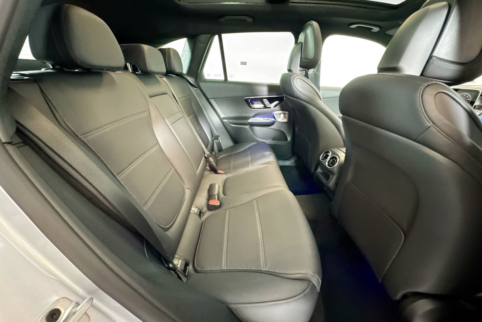 New 2026 Cirrus Silver Metallic Mercedes-Benz GLC 300 image 25