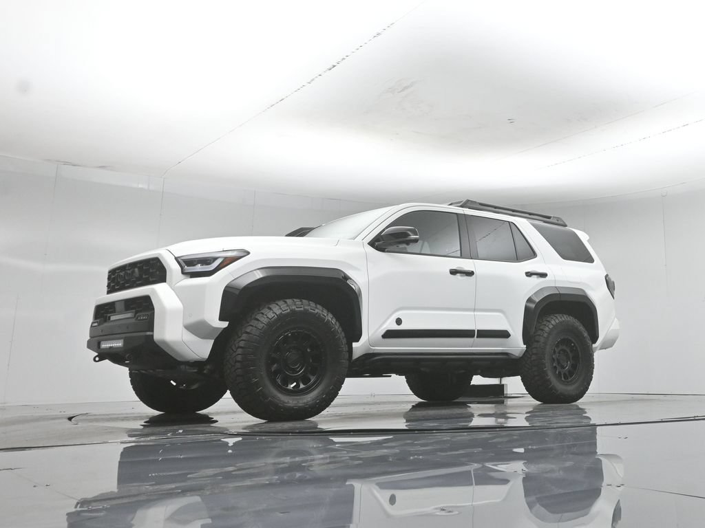 Used 2025 White Toyota Trailhunter image 47