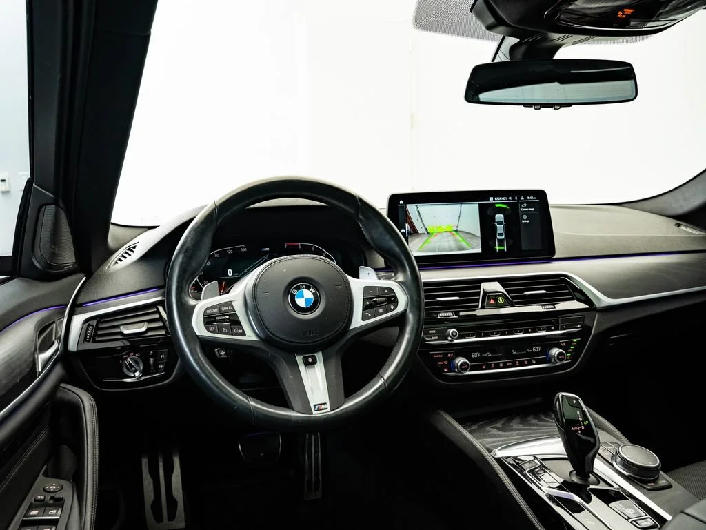 Used 2023 Alpine White BMW 530i xDrive image 33