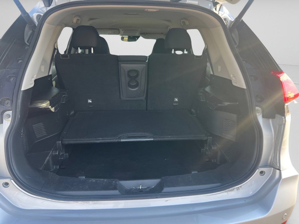 Certified Used 2019 Brilliant Silver Metallic Nissan SV image 5