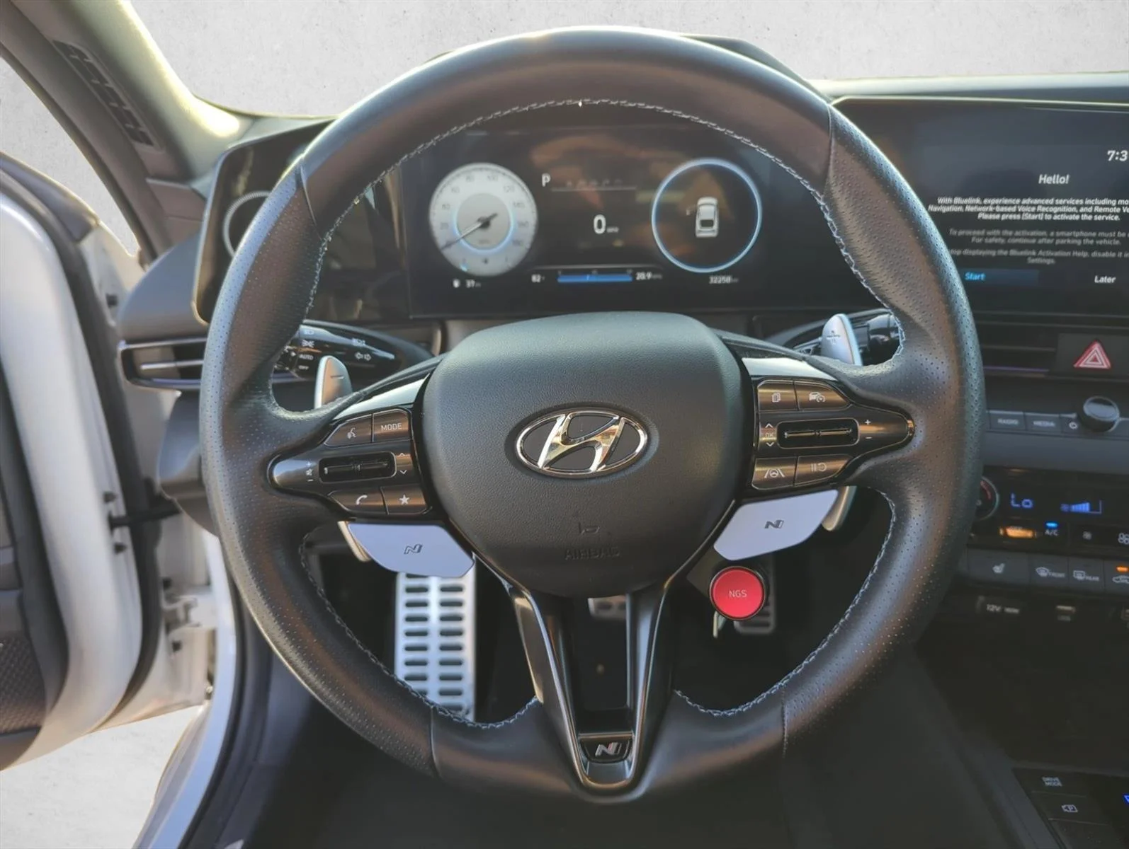 Used 2023 Ceramic White Hyundai  image 14