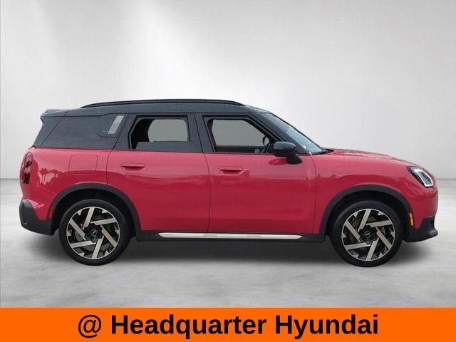 Used 2025 Red MINI Iconic image 4