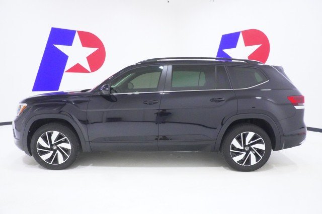 Used 2024 BLACK Volkswagen 2.0T SE w/Technology image 10