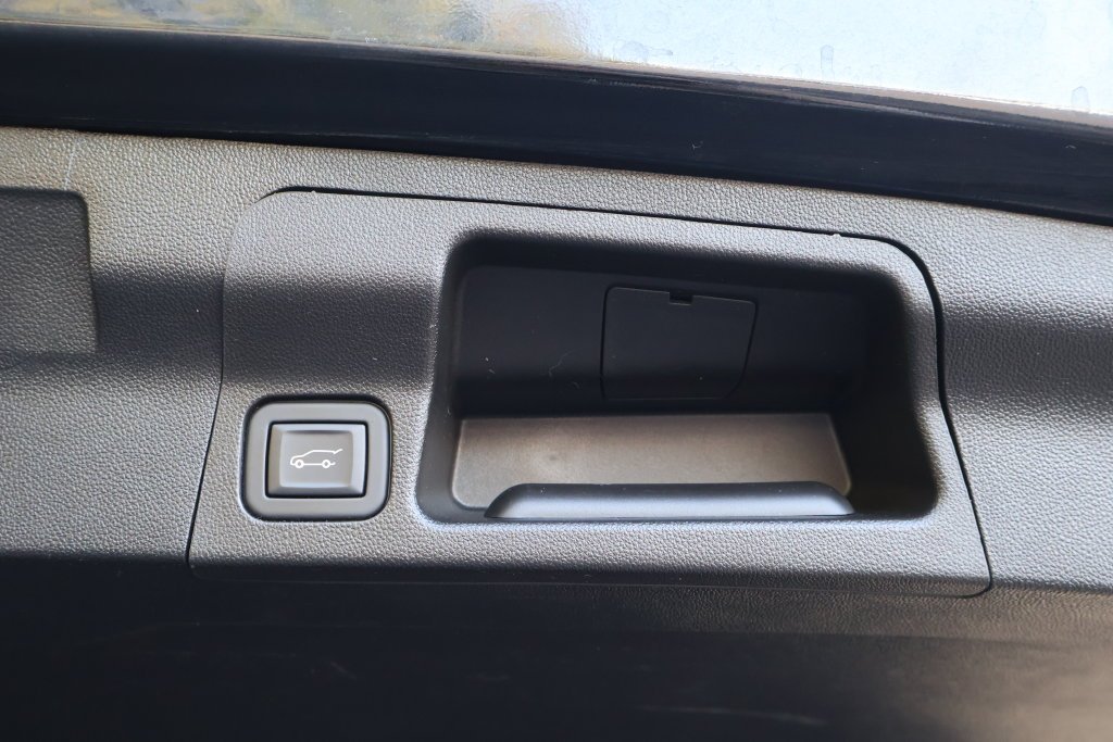 2023 GMC Acadia SLE - Photo 47