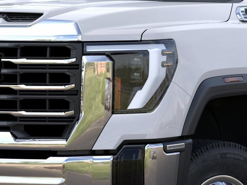 2026 GMC Sierra 3500HD SLE - Photo 10