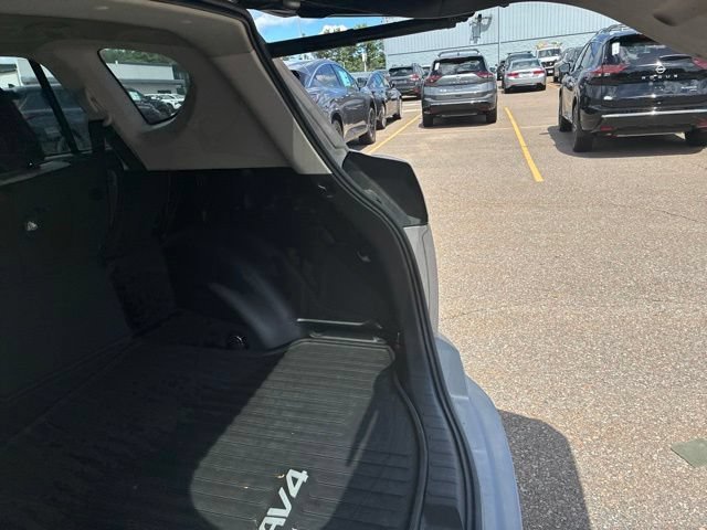 Used 2017 Silver Sky Metallic Toyota XLE image 16