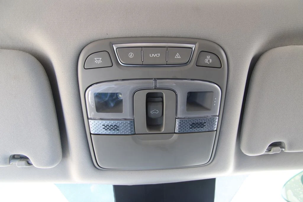 Used 2020 Gravity Gray Kia EX image 38