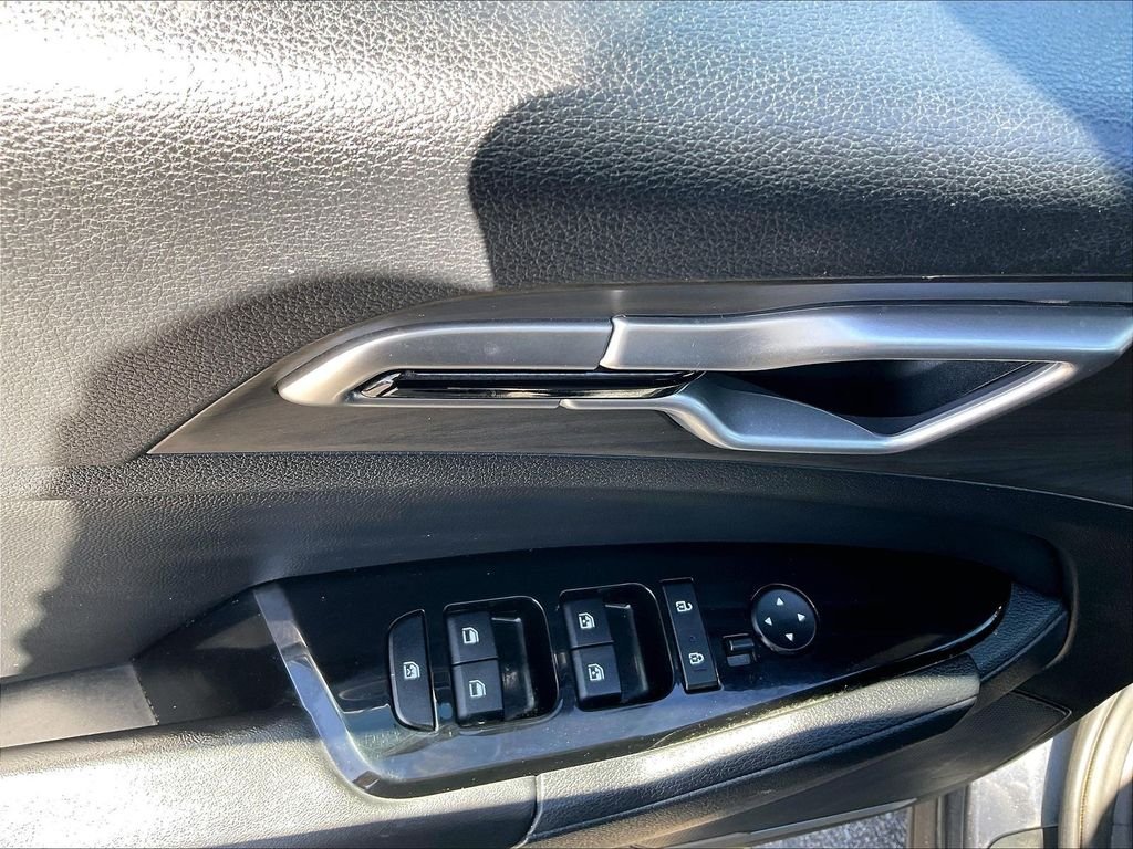 Used 2024 Gray Kia X-Line image 38