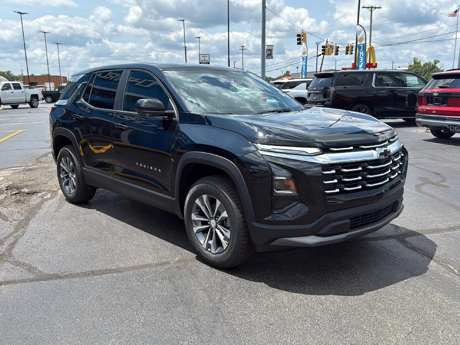 2027 Chevrolet Equinox LT - Photo 7