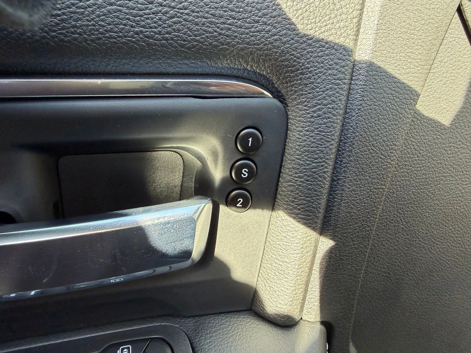 New 2026 Forged Blue Metallic Exterior Paint RAM Laramie image 16