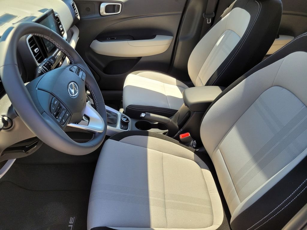 New 2026 Black Hyundai SEL image 8