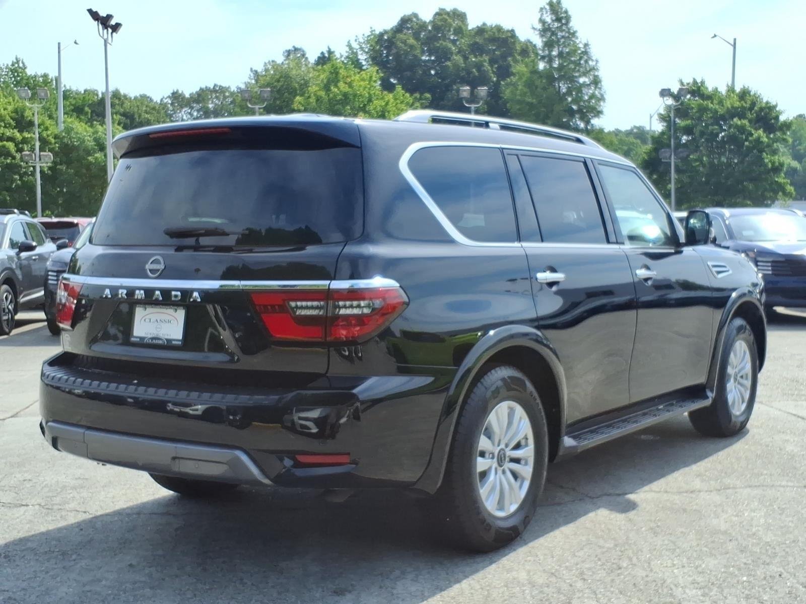 Used 2023 Super Black Nissan SV image 7