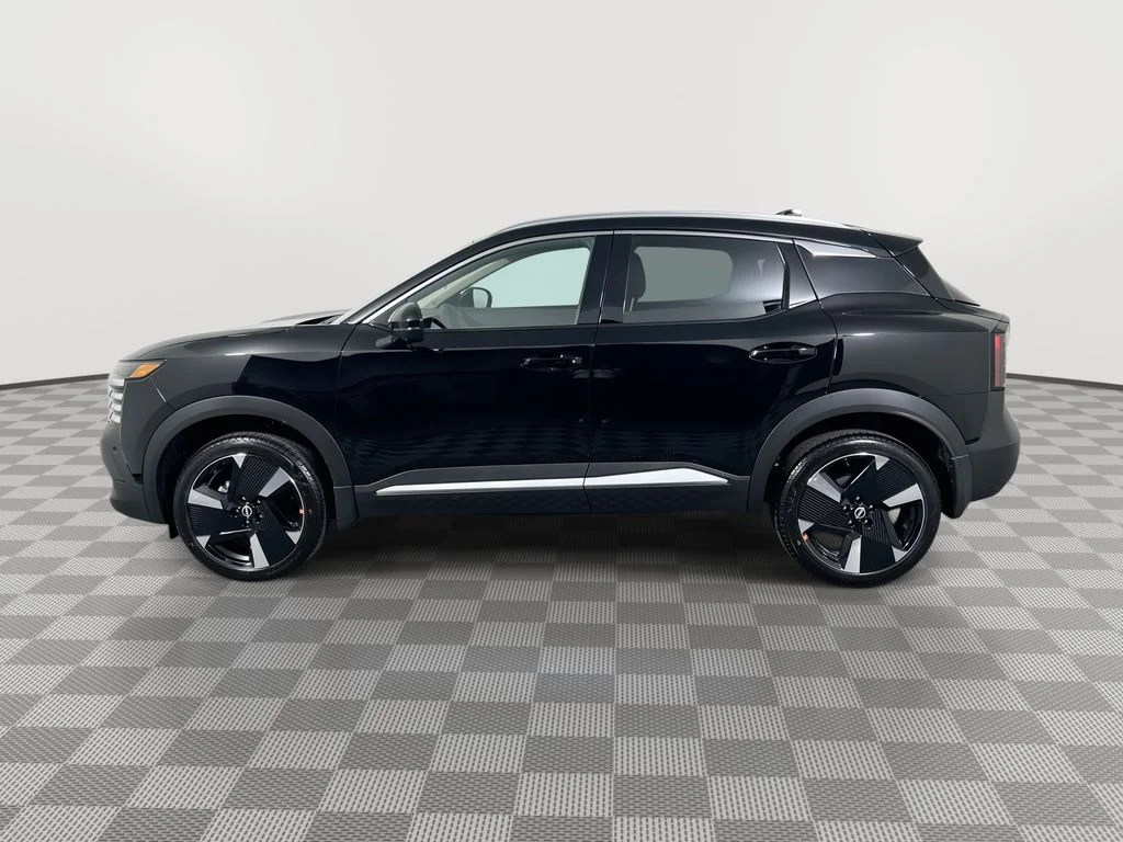 New 2026 Super Black Nissan SR image 5