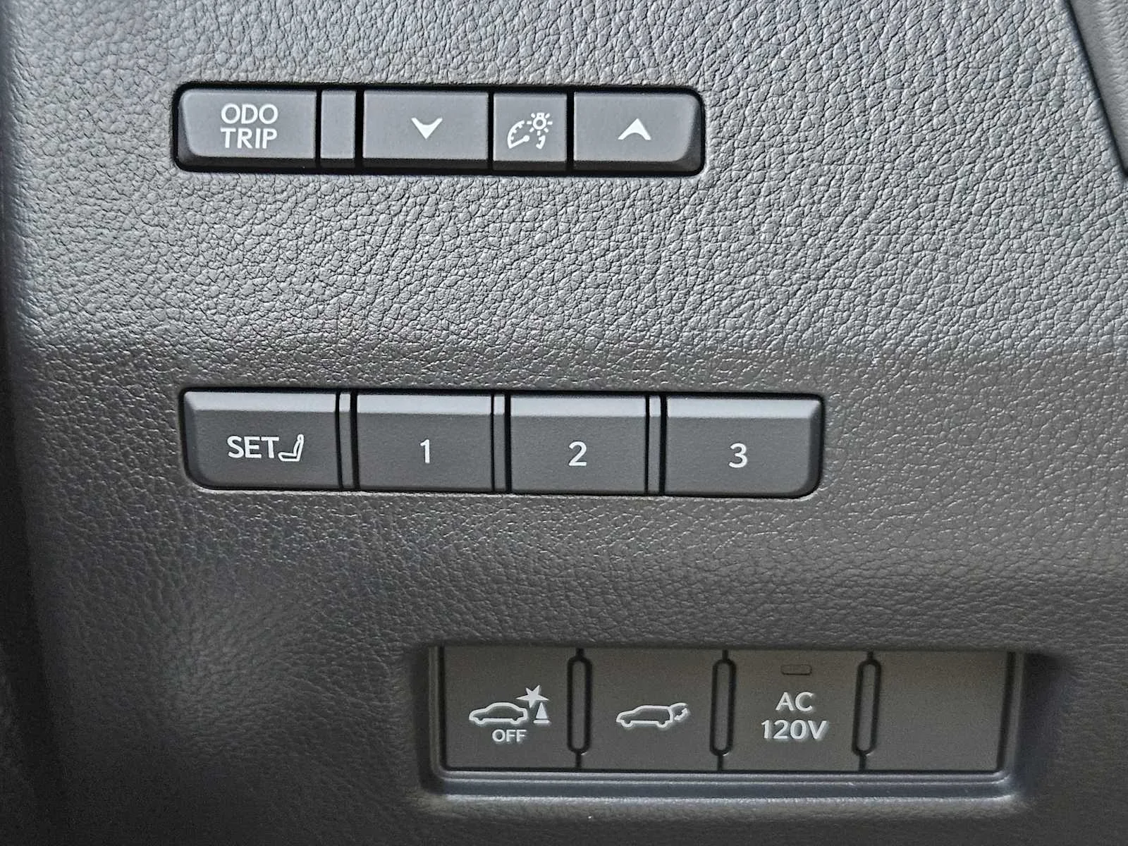 Certified Used 2026 GRAPHITE BLACK GF. Lexus Luxury image 16
