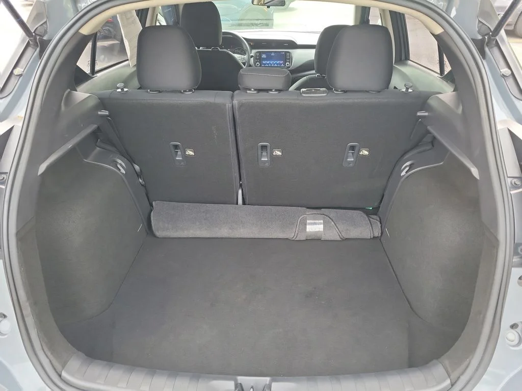Used 2023 Gray Nissan SV image 11