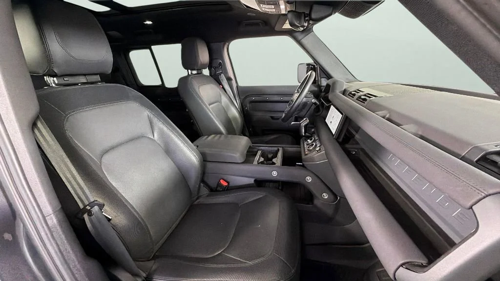 Used 2023 Gray Land Rover 110 X-Dynamic SE image 35