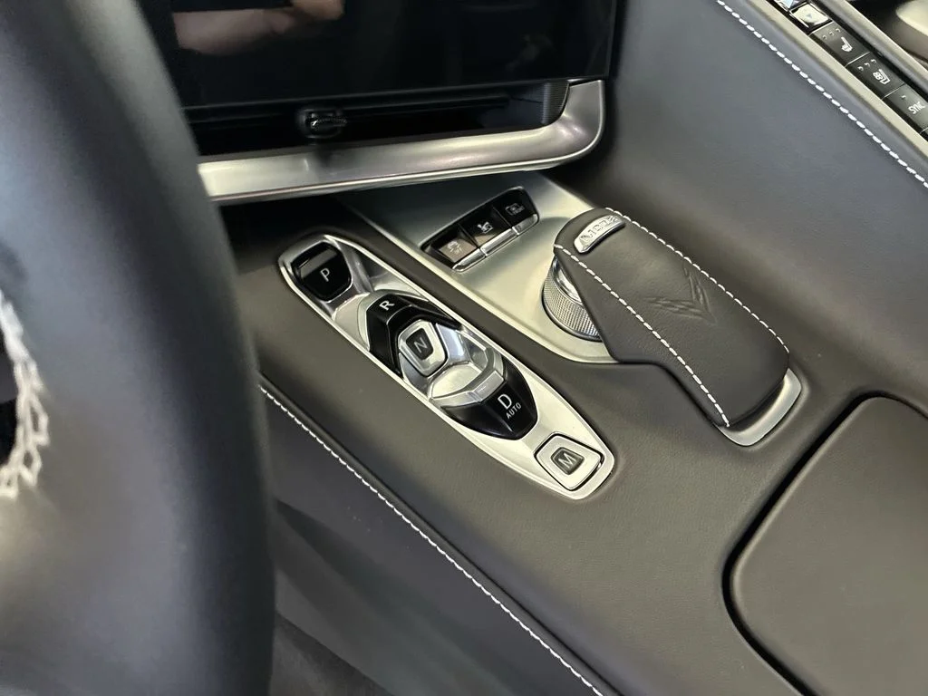 Used 2025 Black Chevrolet Z06 image 18