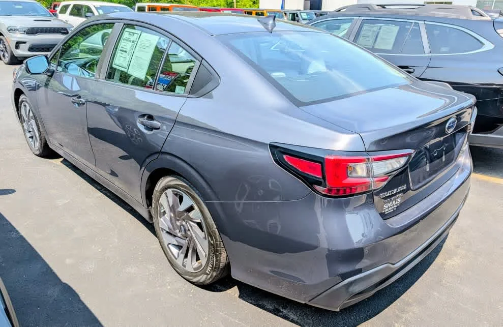 Used 2024 Magnetite Gray Metallic Subaru Limited image 4