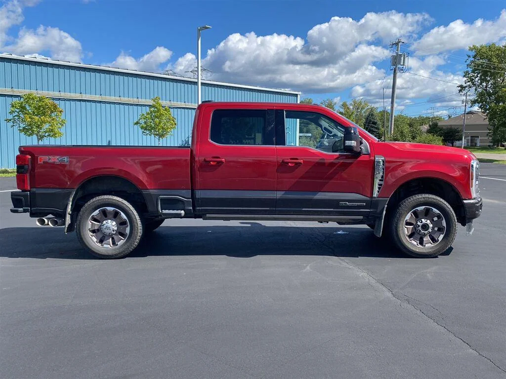 Used 2024 Rapid Red Metallic Tinted Clearcoat Ford King Ranch image 12