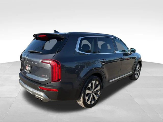 Used 2020 Gray Kia S image 7