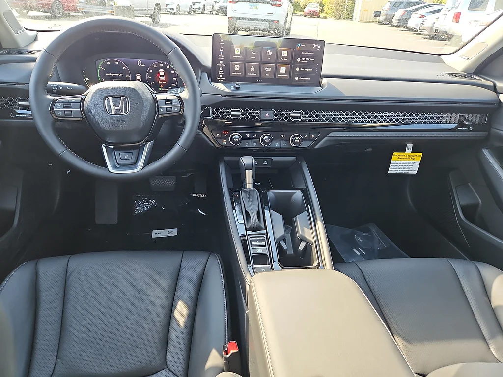 New 2026 Platinum White Pearl Honda Touring image 10