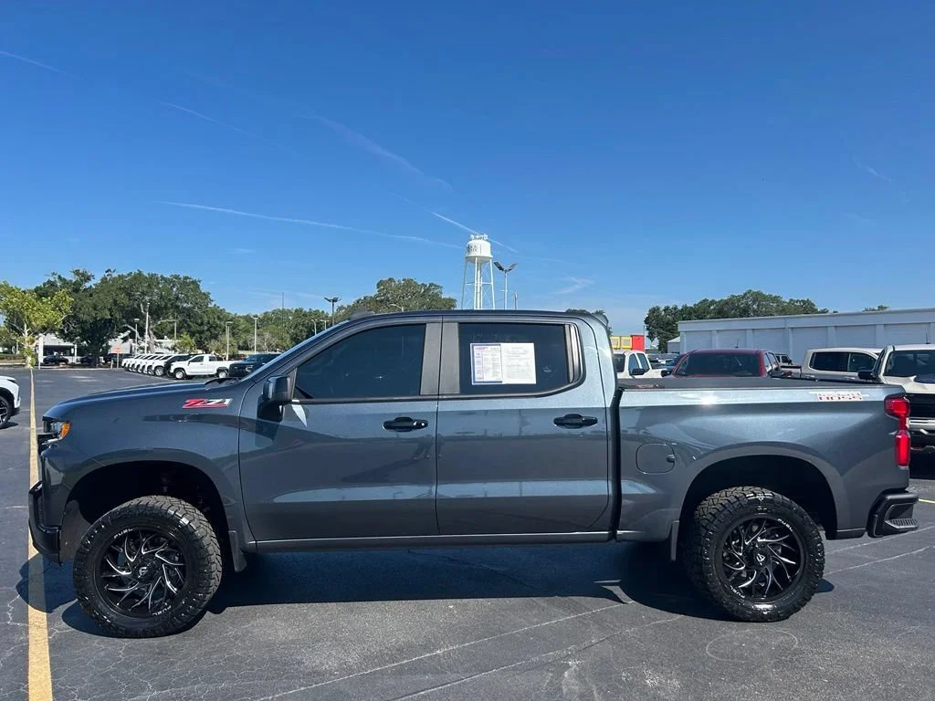 Used 2021 SHADOW GRAY METALLIC Chevrolet LT Trail Boss image 5