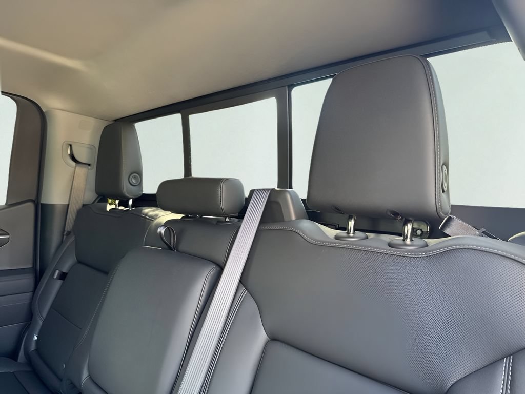 2026 GMC Sierra 1500 SLT - Photo 26