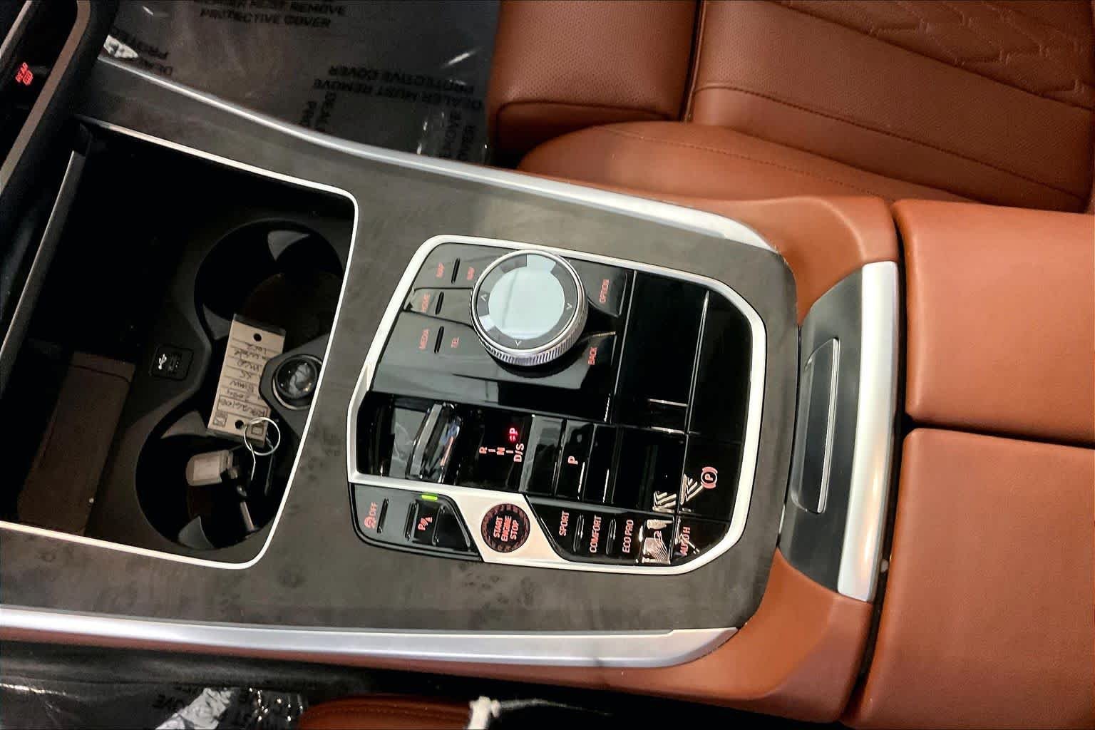 Used 2024 Mineral White Metallic BMW M60i image 15