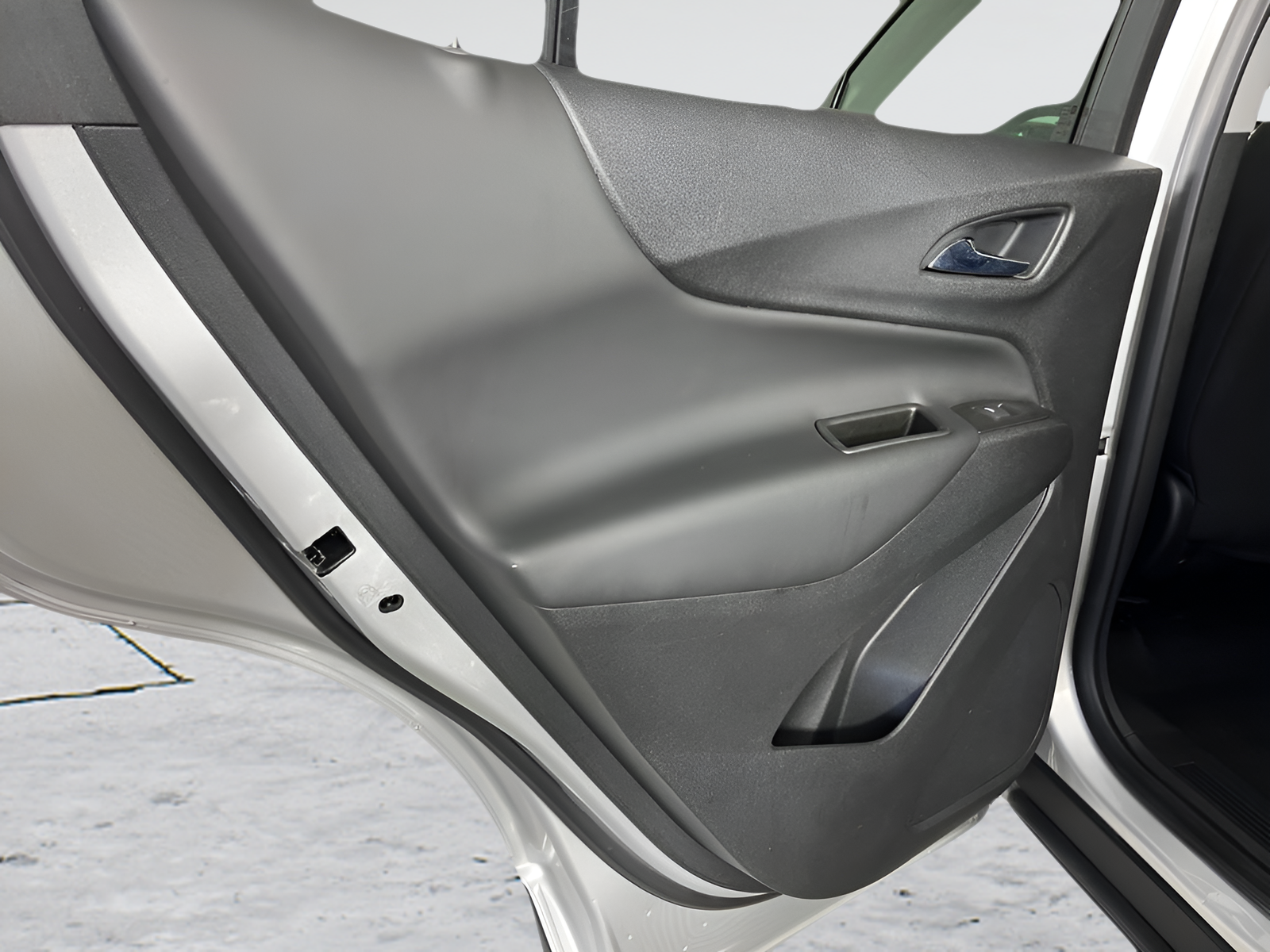 Used 2021 Silver Ice Metallic Chevrolet LT image 11