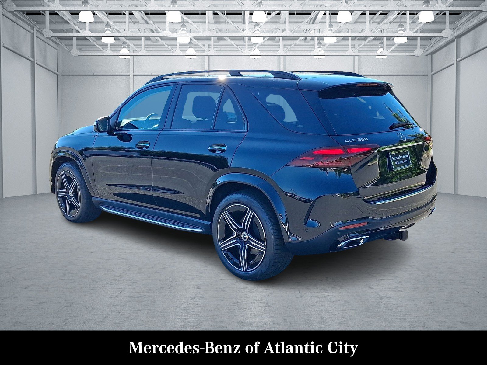 Used 2026 Black Mercedes-Benz GLE 350 image 3