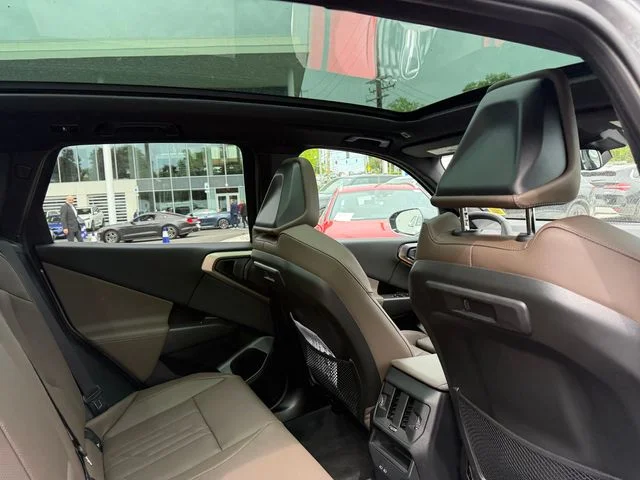 Used 2025 Skyscraper Grey Metallic BMW 30 xDrive image 28