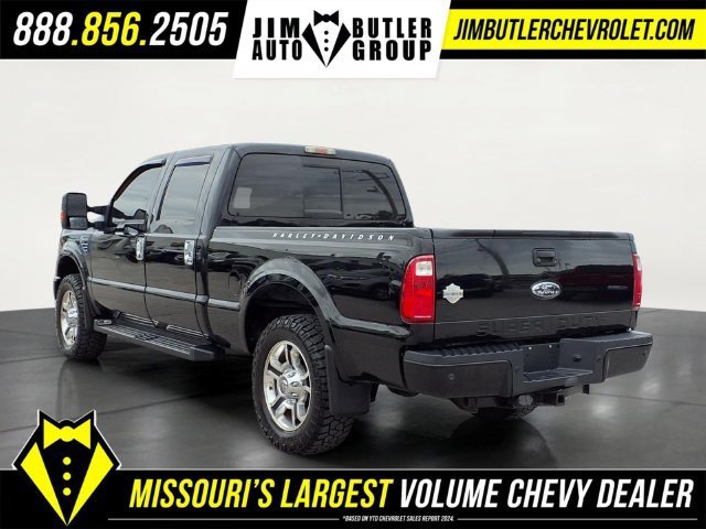Used 2009 Black Ford XL image 2