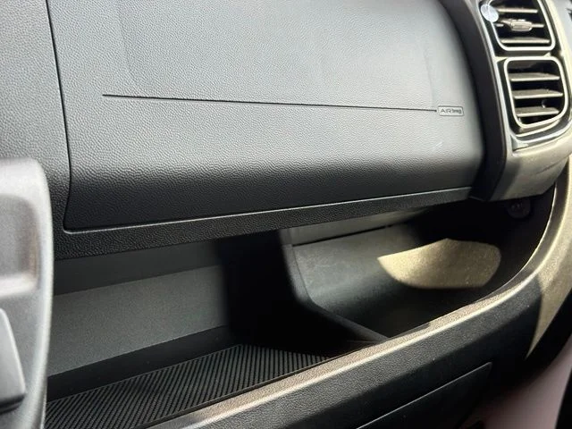 New 2026 Bright White Clearcoat RAM Base image 18