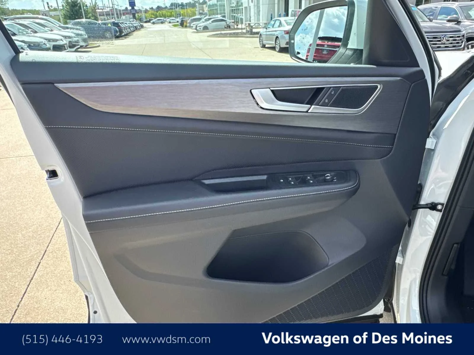 New 2026 Opal White Pearl Volkswagen 2.0T SE image 22