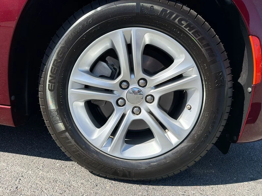Certified Used 2023 Red Dodge SXT image 18