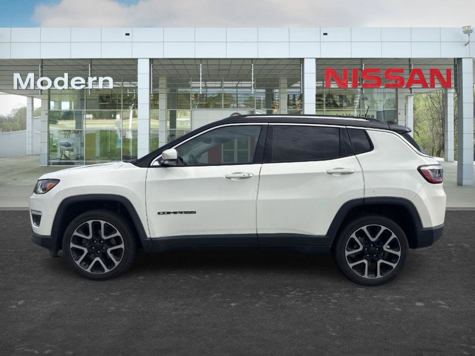 Used 2018 White Clearcoat Jeep Limited image 2