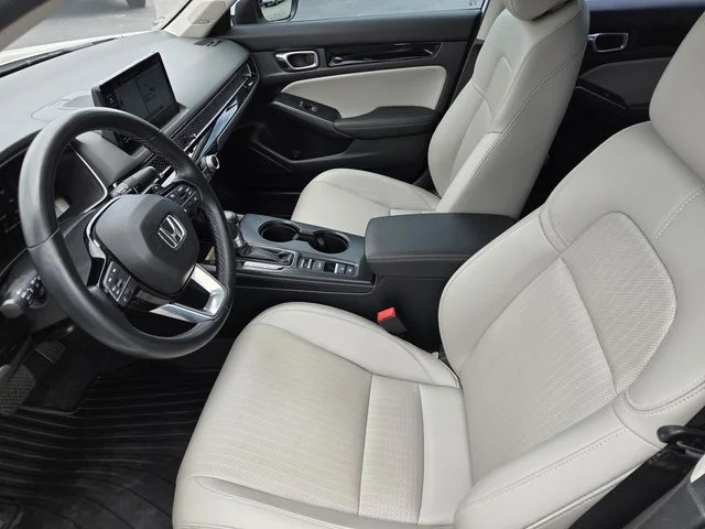 Used 2024  Honda Touring image 26
