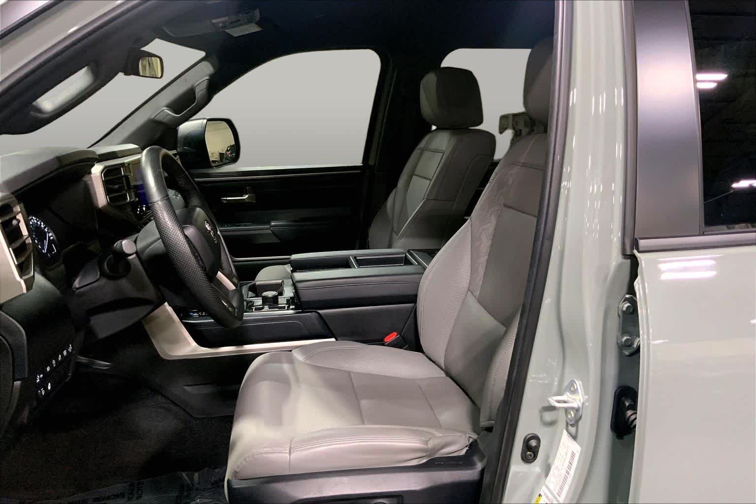 Used 2025 Lunar Rock Toyota SR5 image 8