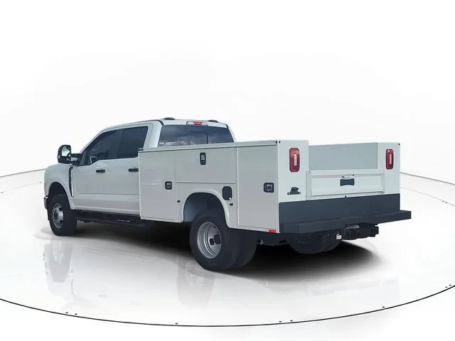 New 2026 Oxford White Ford XL image 7