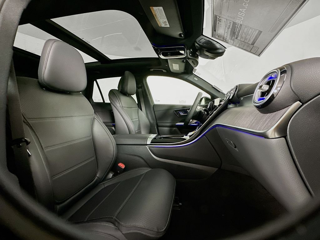 New 2026 Black Mercedes-Benz GLC 300 image 28