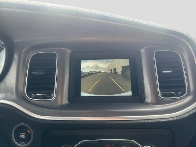 Used 2022 White Dodge SXT image 15