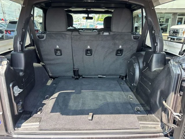 Used 2020 Gray Jeep Unlimited Sahara image 19