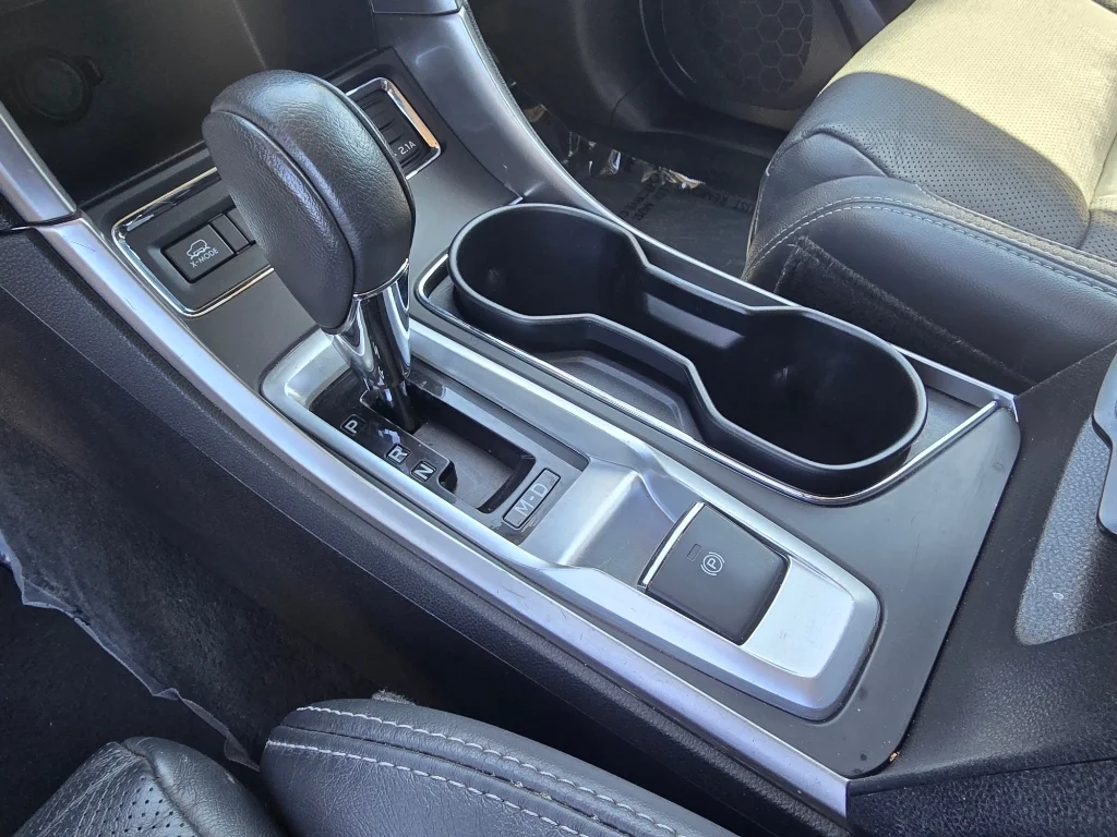 Used 2021 Magnetite Gray Metallic Subaru Limited image 18