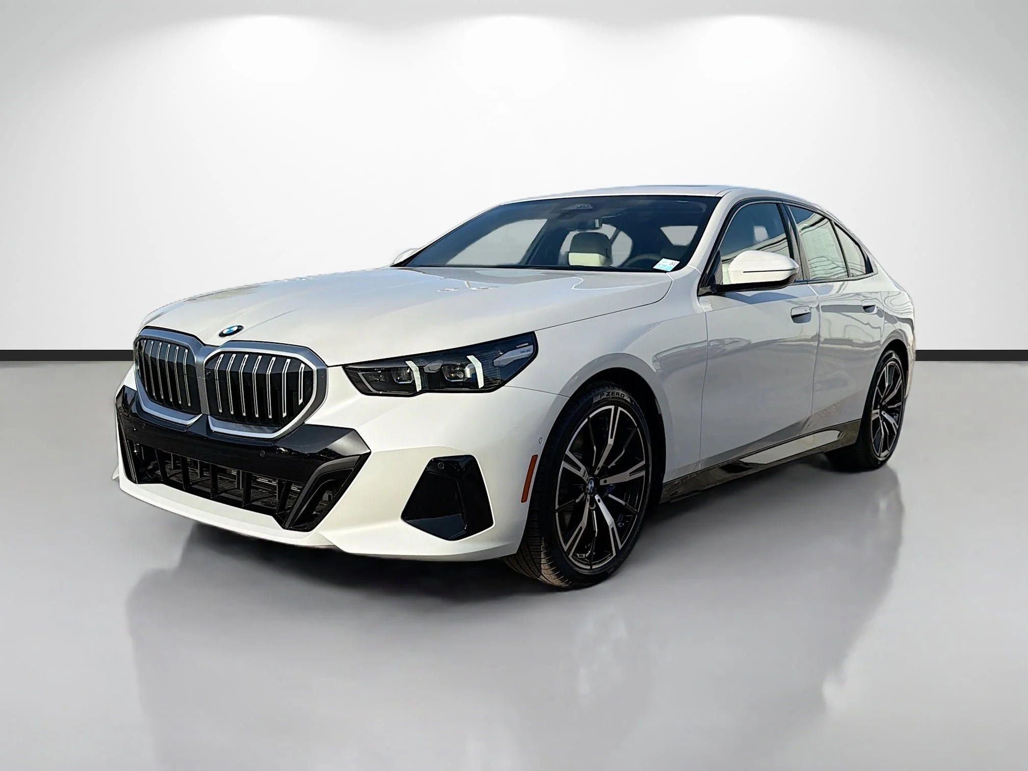 New 2027 Mineral White Metallic BMW 530i image 7