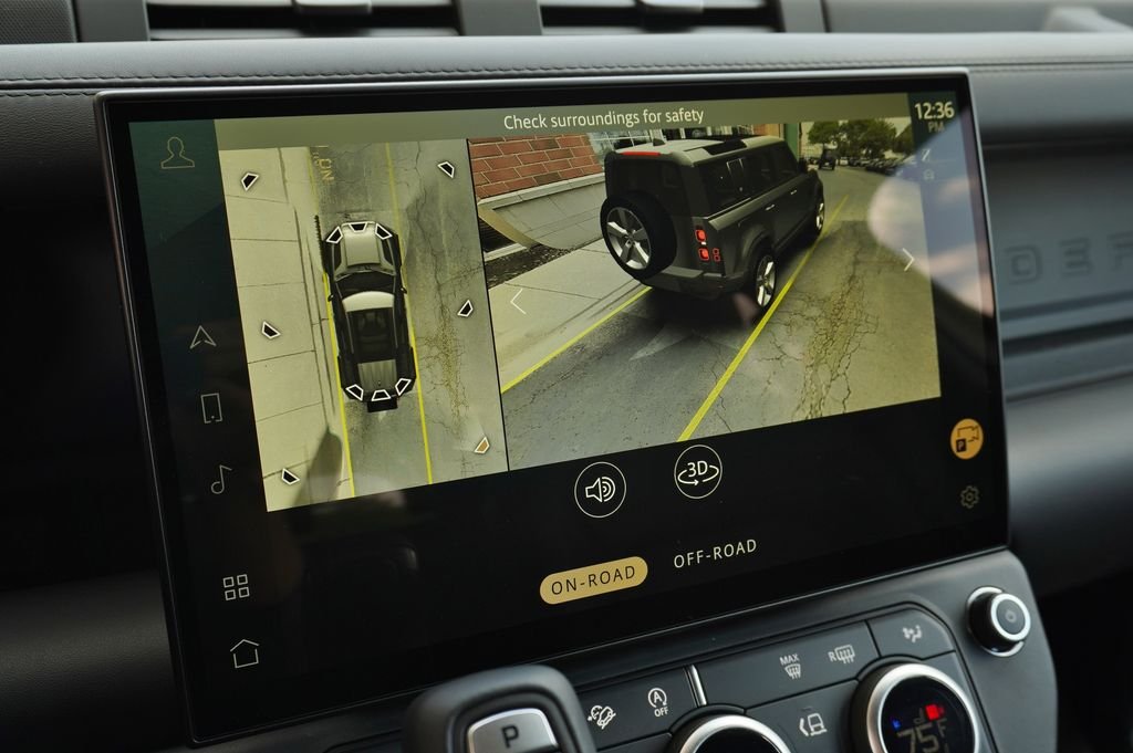 Used 2026 Gray Land Rover X-Dynamic SE image 25